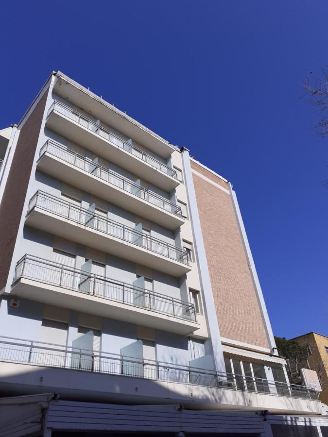 Hotel Brooklyn Ρίμινι Εξωτερικό φωτογραφία