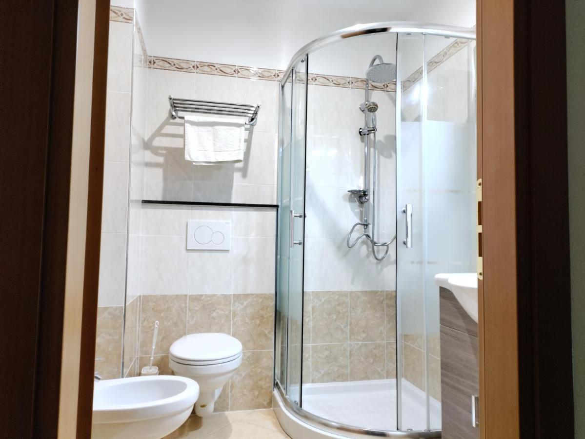 Hotel Brooklyn Ρίμινι Εξωτερικό φωτογραφία